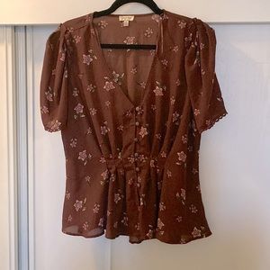 XL LilyWhite blouse